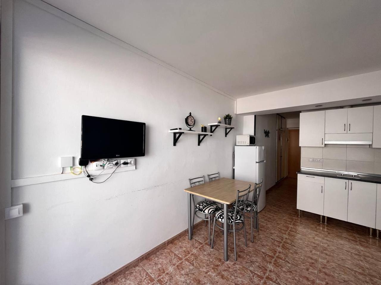 Estudio Con Tres Piscinas Comunitarias Y Pista De Tenis Roses Bagian luar foto