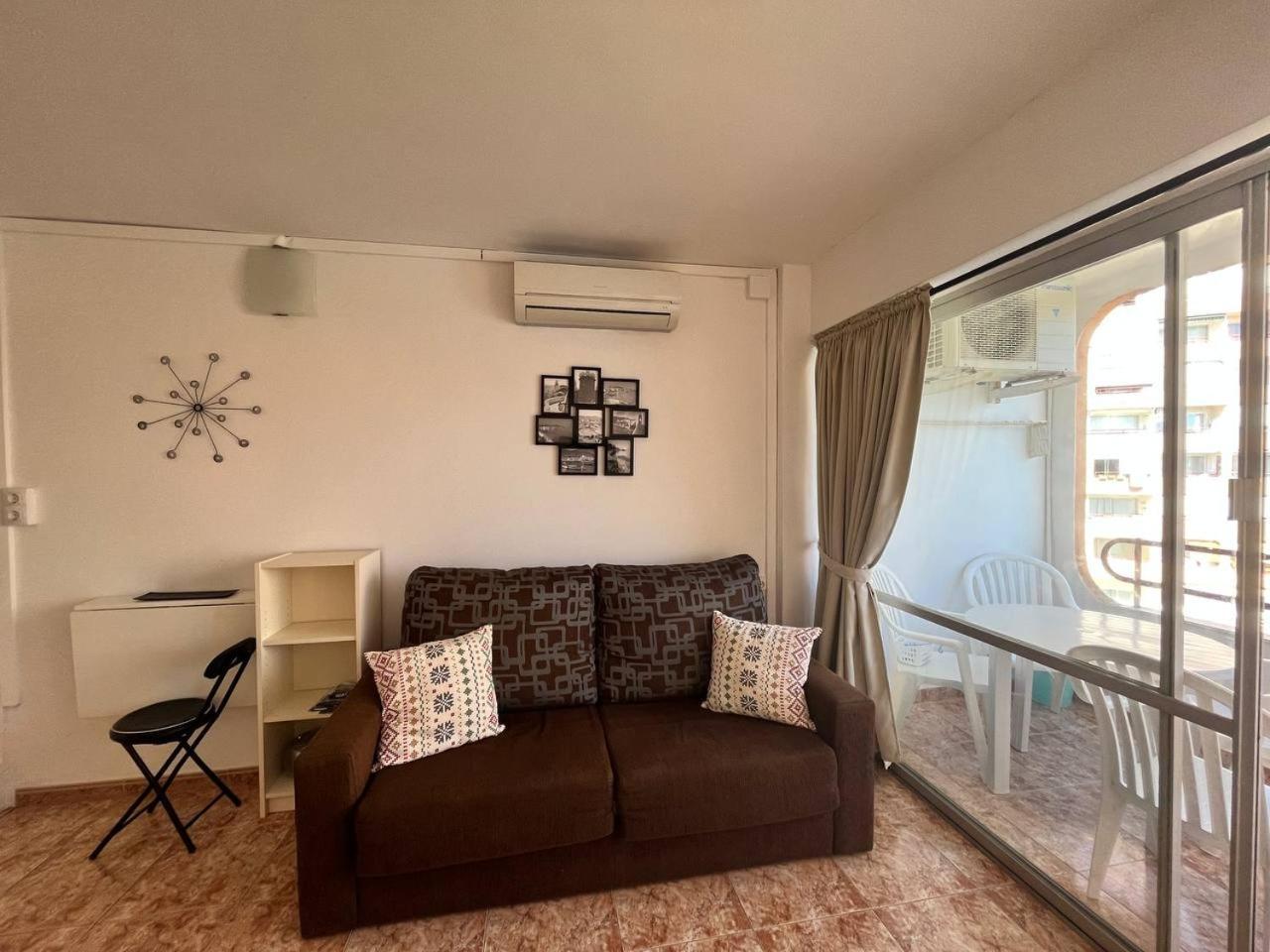 Estudio Con Tres Piscinas Comunitarias Y Pista De Tenis Roses Bagian luar foto