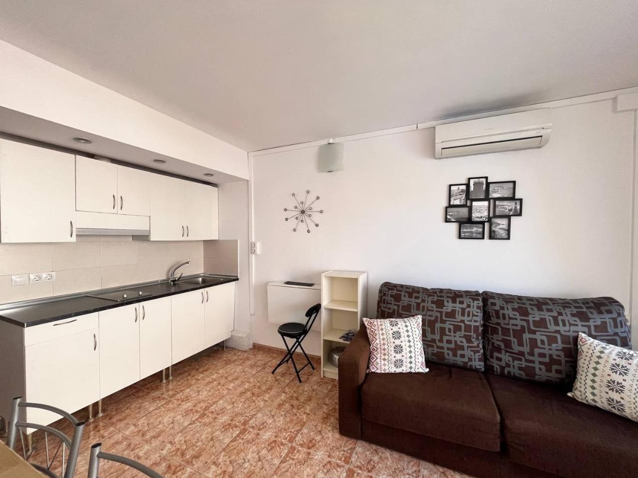 Estudio Con Tres Piscinas Comunitarias Y Pista De Tenis Roses Bagian luar foto