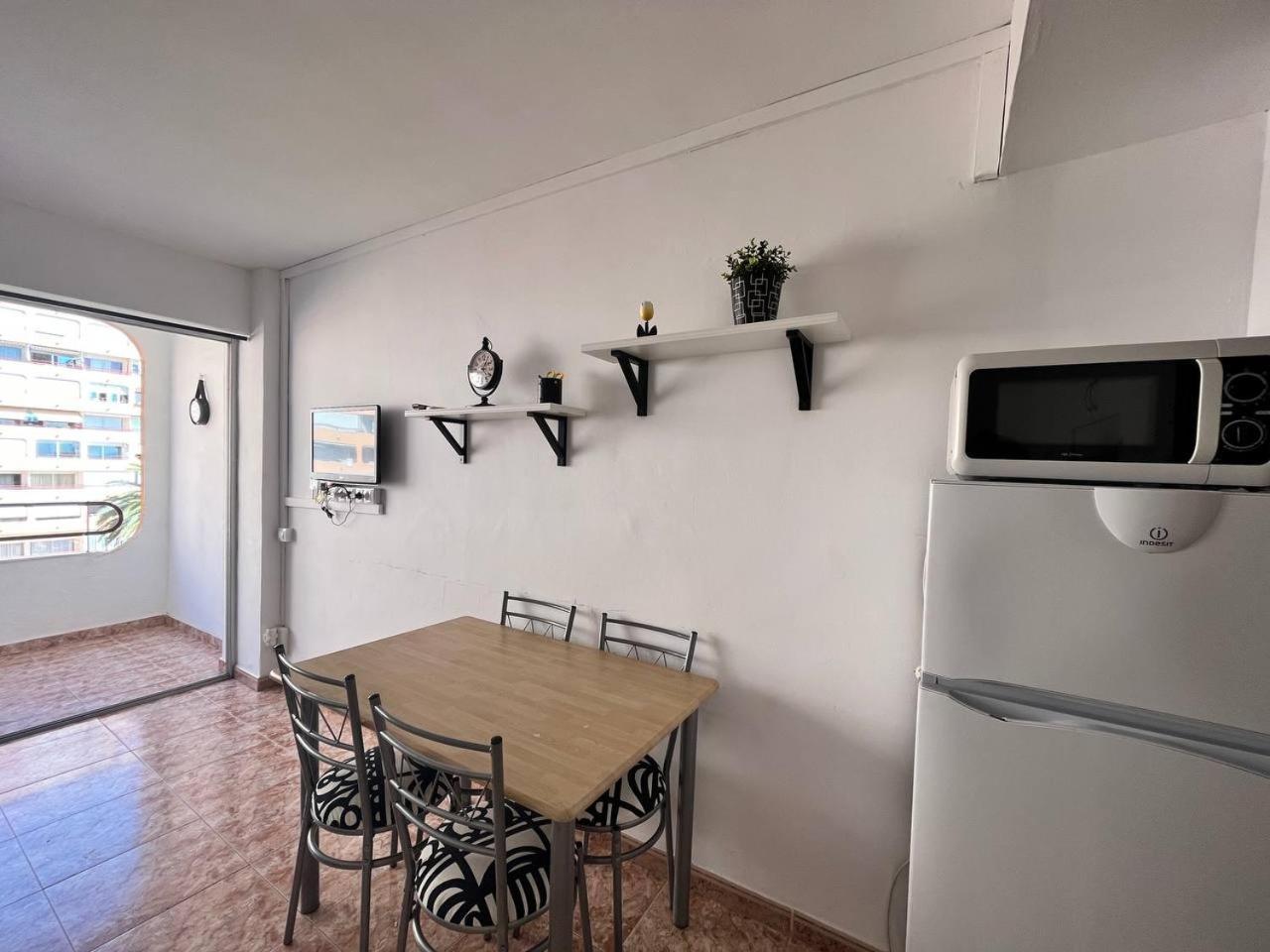 Estudio Con Tres Piscinas Comunitarias Y Pista De Tenis Roses Bagian luar foto